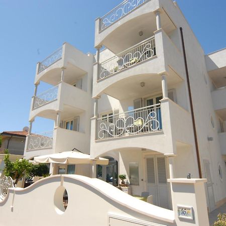 Residence Costa Smeralda Grottammare Exteriér fotografie
