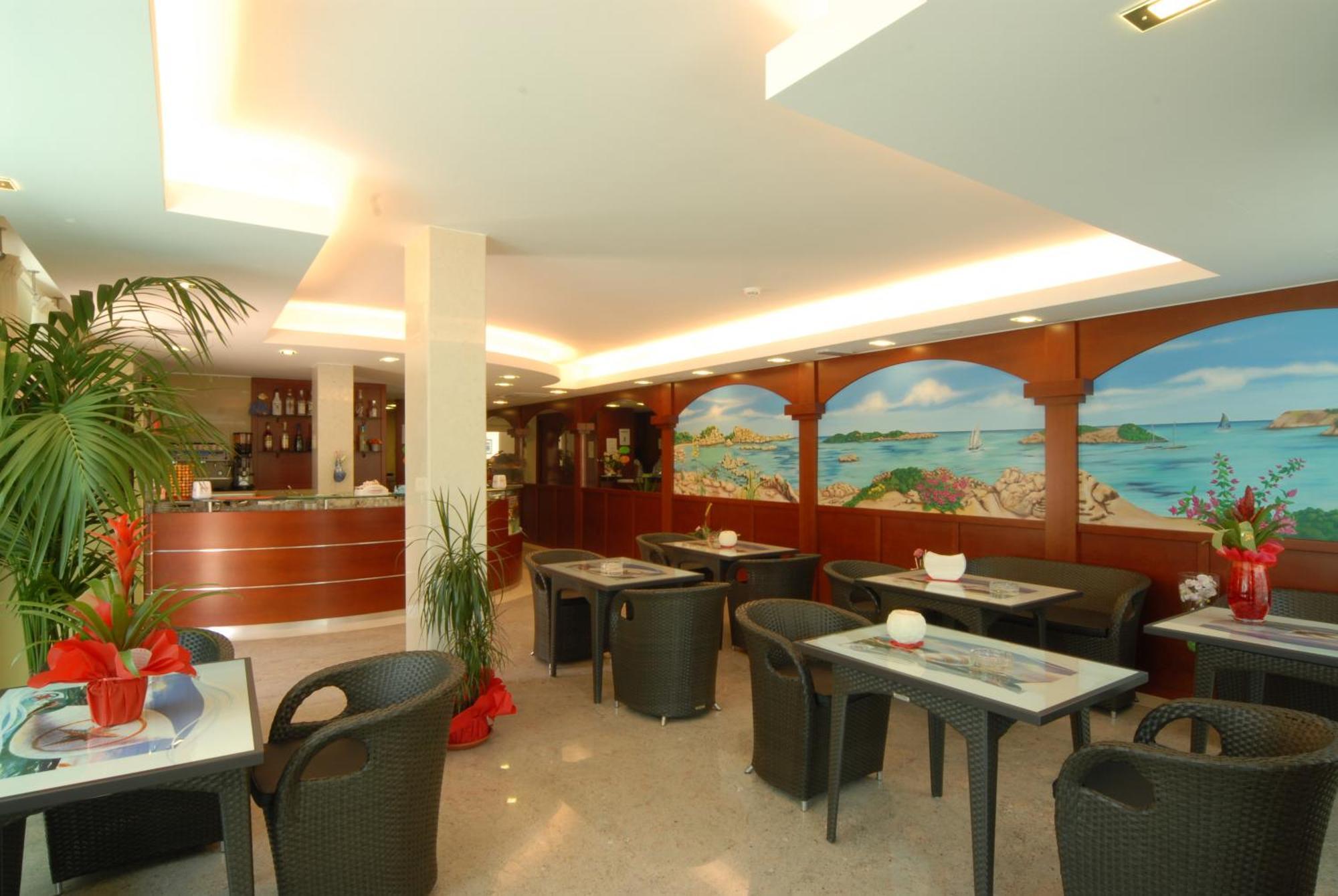 Residence Costa Smeralda Grottammare Exteriér fotografie