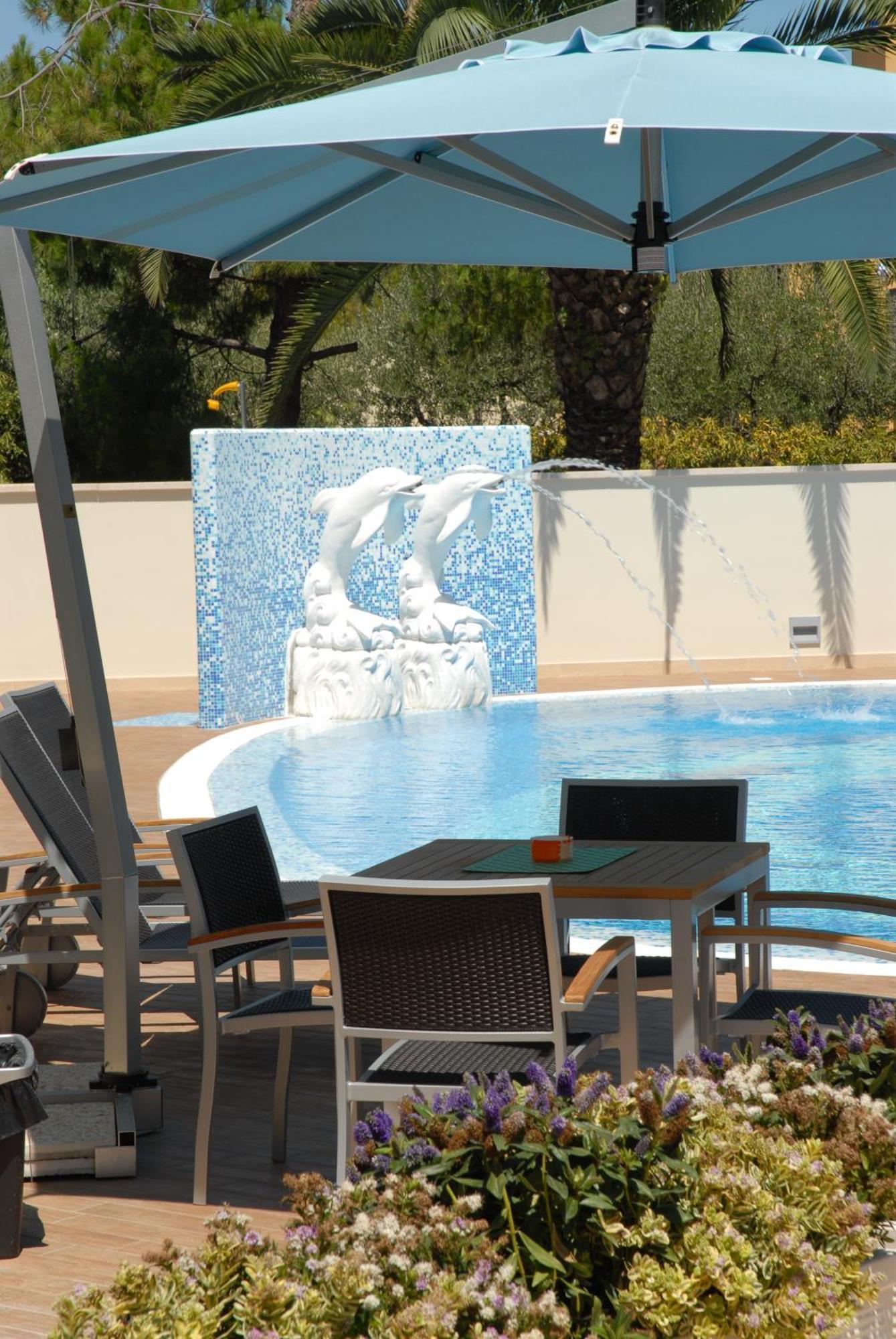 Residence Costa Smeralda Grottammare Exteriér fotografie